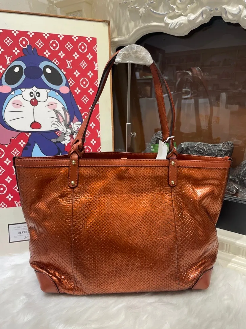 Gucci Exotic Leather Tote Bag 9039 - Preloved, Textured Brown, Medium Designer Handbag
