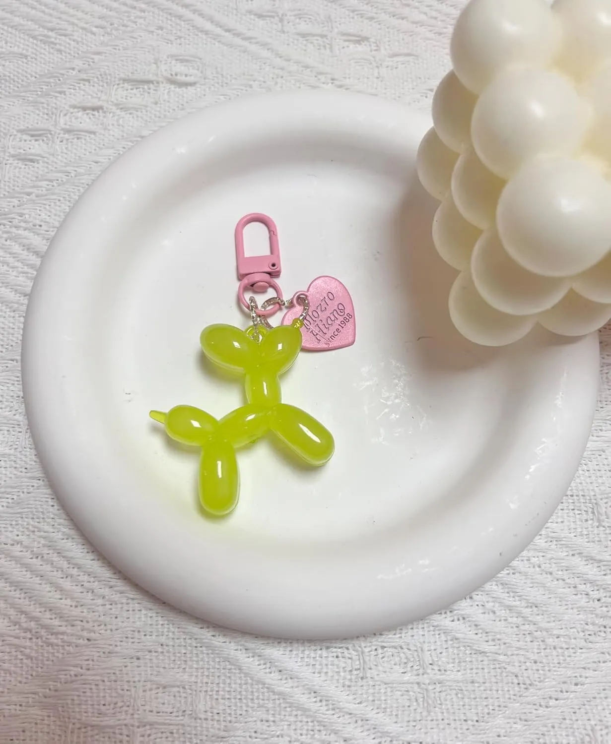 LAEKOU Jelly Balloon Dog Design Keychain for Women, Cute Girls Key Chain, Bag Charms Accessories for Car Purse Backpack